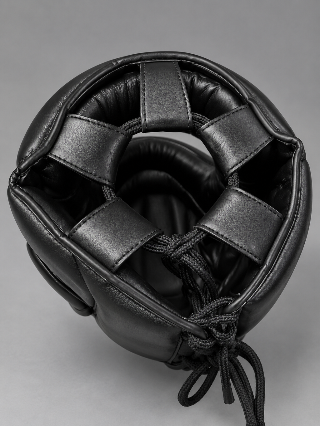 CASCO DE BARRA DE BOXEO PEBV — NEGRO & ORO