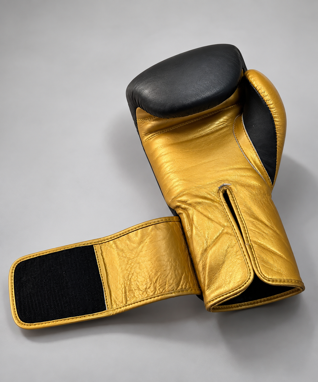 GUANTES DE BOXEO PEBV — NEGRO & ORO
